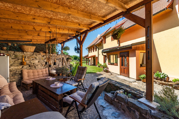 Posezení - Prodej domu 174 m², Hrobčice