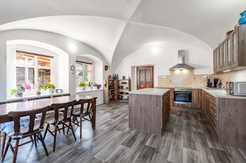 Kuchyň - Prodej domu 174 m², Hrobčice