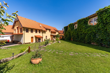 Pohled na dům - Prodej domu 174 m², Hrobčice 