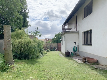 pohled ze zahrady - Prodej domu 110 m², Hředle