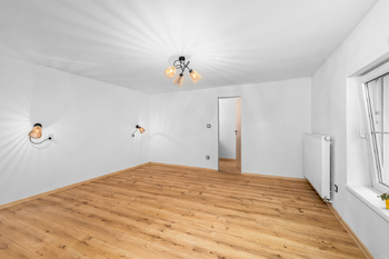 Prodej domu 93 m², Dolní Bukovsko