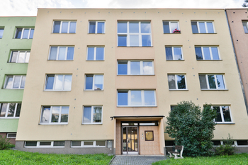 +420 739 604 767 I www.vaclavadamcik.cz I vaclav.adamcik@re-max.cz I prodej bytu Ostrava - Prodej bytu 3+1 v družstevním vlastnictví 82 m², Ostrava