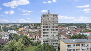 Prodej bytu 3+kk v osobním vlastnictví 74 m², Hradec Králové
