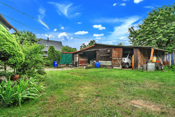 Rodinný dům, Machov - garáž - Prodej domu 110 m², Machov
