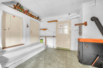 Rodinný dům, Machov - chodba - Prodej domu 110 m², Machov