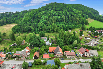 Rodinný dům, Machov - pohled na dům - Prodej domu 110 m², Machov