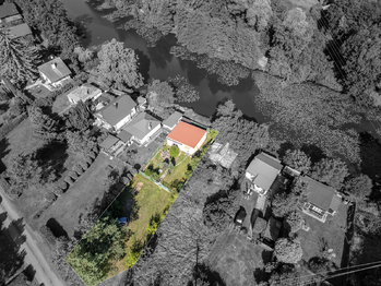 Letecký snímek - Prodej chaty / chalupy 50 m², Káraný