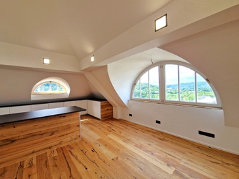 Pronájem kancelářských prostor 676 m², Praha 4 - Braník
