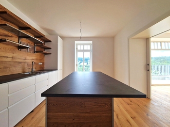 Pronájem kancelářských prostor 676 m², Praha 4 - Braník