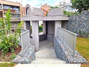 Pronájem kancelářských prostor 676 m², Praha 4 - Braník