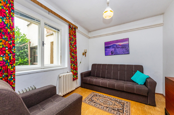 8. Ložnice v 1. NP - Prodej domu 294 m², Praha 5 - Radotín
