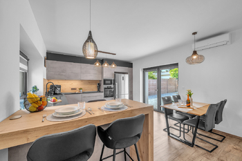 Prodej domu 197 m², Lázně Toušeň