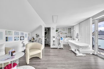 Prodej domu 197 m², Lázně Toušeň