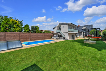Prodej domu 197 m², Lázně Toušeň