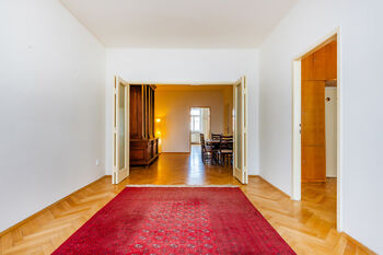 Pronájem bytu 3+1 v družstevním vlastnictví 90 m², Praha 1 - Staré Město