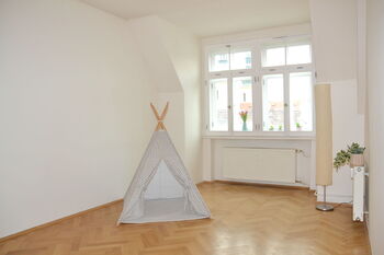 Pronájem bytu 3+1 v družstevním vlastnictví 90 m², Praha 1 - Staré Město