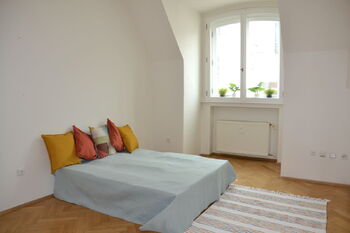 Pronájem bytu 3+1 v družstevním vlastnictví 90 m², Praha 1 - Staré Město