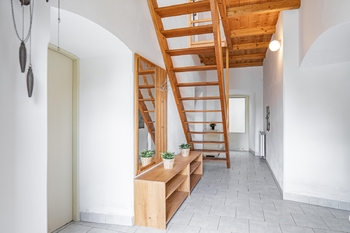 Prodej domu 260 m², Kameničná