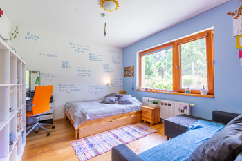 dětský pokoj 1 / ložnice - Prodej domu 290 m², Kostelec nad Labem