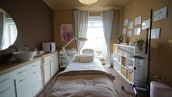 Pronájem obchodních prostor 97 m², Praha 5 - Smíchov