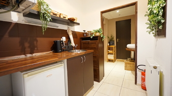 Pronájem obchodních prostor 97 m², Praha 5 - Smíchov