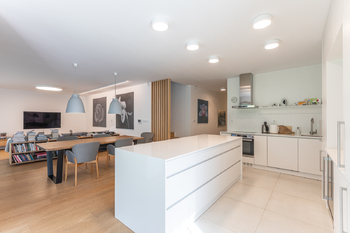 Obývací pokoj - Pronájem domu 350 m², Praha 6 - Ruzyně