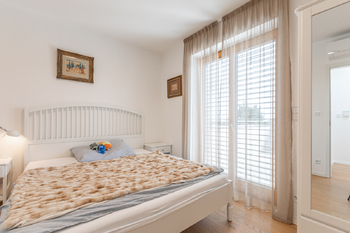 Ložnice - Pronájem domu 350 m², Praha 6 - Ruzyně
