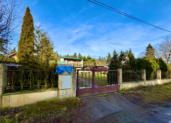 Pohled z ulice - Pronájem domu 61 m², Jílové u Prahy