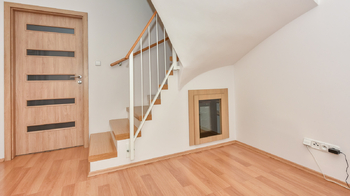 Pronájem domu 133 m², Vejprnice