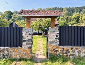 Vchod - Prodej domu 111 m², Kyselka