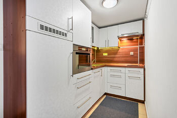 Pronájem bytu 3+1 v osobním vlastnictví 74 m², Praha 10 - Záběhlice