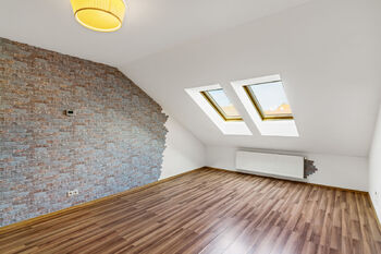 Pronájem bytu 2+kk v osobním vlastnictví 57 m², Praha 10 - Vinohrady