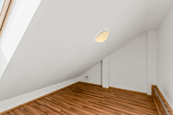 Pronájem bytu 2+kk v osobním vlastnictví 57 m², Praha 10 - Vinohrady