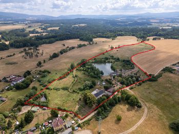 Prodej zemědělského objektu 900 m², Nová Role
