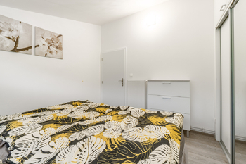 Pronájem domu 100 m², Hostouň