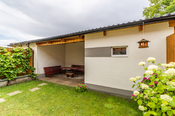 Pronájem domu 100 m², Hostouň