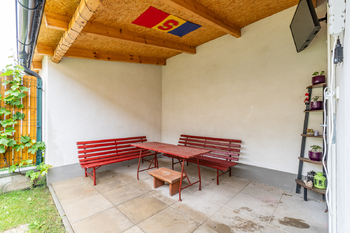 Pronájem domu 100 m², Hostouň