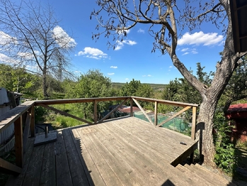 Prodej pozemku 1245 m², Praha 6 - Lysolaje