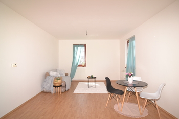 Prodej bytu 2+1 v osobním vlastnictví 84 m², Jesenice