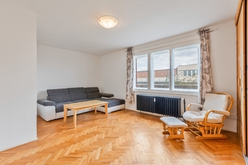 Prodej bytu 2+1 v osobním vlastnictví 71 m², Praha 6 - Dejvice