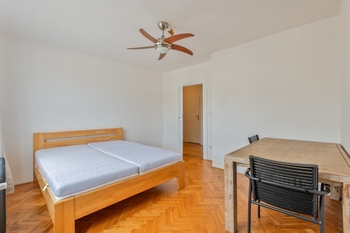 Prodej bytu 2+1 v osobním vlastnictví 16 m², Praha 6 - Dejvice