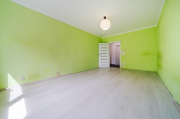 Pokoj - Prodej bytu 3+1 v osobním vlastnictví 76 m², Ostrava