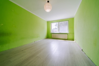 Pokoj - Prodej bytu 3+1 v osobním vlastnictví 76 m², Ostrava