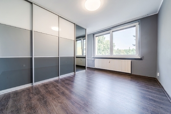 Ložnice - Prodej bytu 3+1 v osobním vlastnictví 76 m², Ostrava