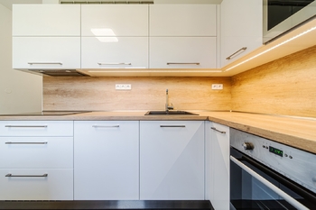 Kuchyně - Prodej bytu 3+1 v osobním vlastnictví 76 m², Ostrava