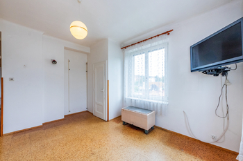 Prodej bytu 3+1 v osobním vlastnictví 83 m², Praha 6 - Dejvice