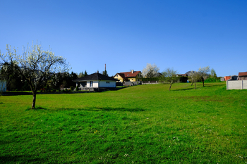 +420 604 191 744 I denisa.myslivcova@re-max.cz - Prodej pozemku 1087 m², Kopřivnice