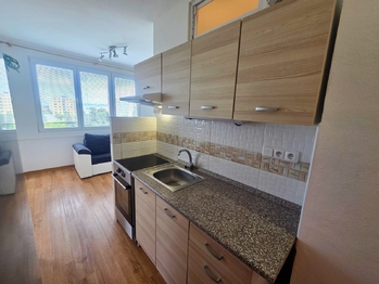kuchyňský kout - Prodej bytu 2+kk v družstevním vlastnictví 42 m², České Budějovice