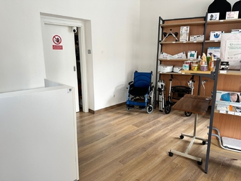 Pronájem obchodních prostor 95 m², Praha 10 - Vršovice