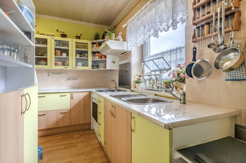kuchyň - Prodej domu 130 m², Varnsdorf